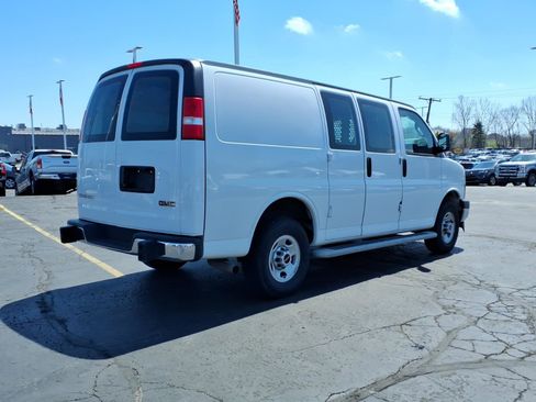 Used 2024 GMC Savana 2500 w/ Driver Convenience Package RWD image 6