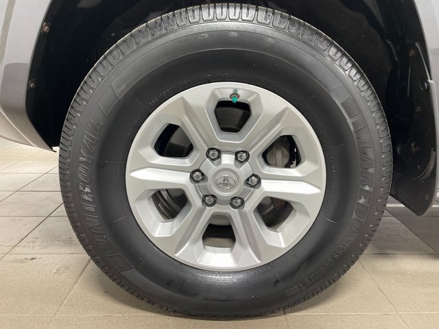 Used 2019 Toyota 4Runner SR5 Premium AWD/4WD image 7