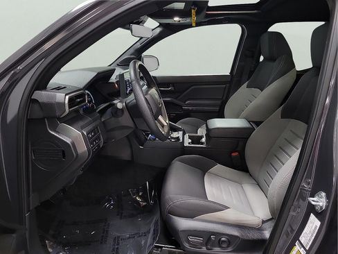 Certified 2024 Toyota Tacoma TRD Off-Road w/ TRD Off Road Upgrade Package AWD/4WD image 12