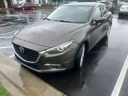 Used 2017 MAZDA MAZDA3 Grand Touring w/ Premium Equipment Package FWD image 20