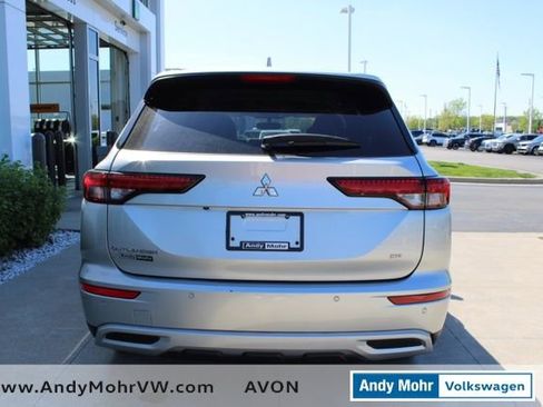 Used 2023 Mitsubishi Outlander SE AWD/4WD image 7