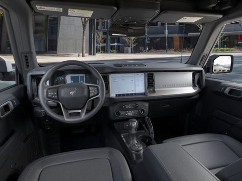 New 2025 Ford Bronco Outer Banks w/ Sasquatch Package image 9