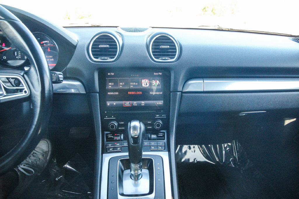 Used 2019 Porsche 718 Boxster RWD image 12