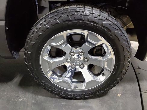 Used 2019 RAM 1500 Big Horn AWD/4WD image 34