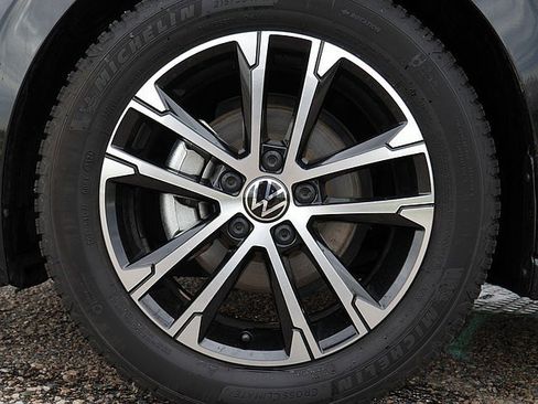 Used 2024 Volkswagen Jetta Sport image 53