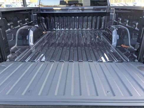 New 2026 GMC Sierra 1500 Elevation image 9