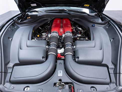 Used 2013 Ferrari 458 Spider RWD image 49