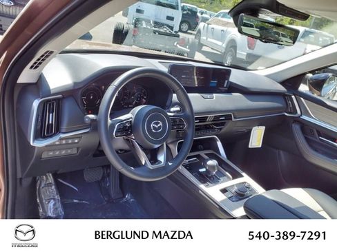 New 2025 MAZDA CX-70 Plug-In Hybrid w/ Premium Pkg image 9