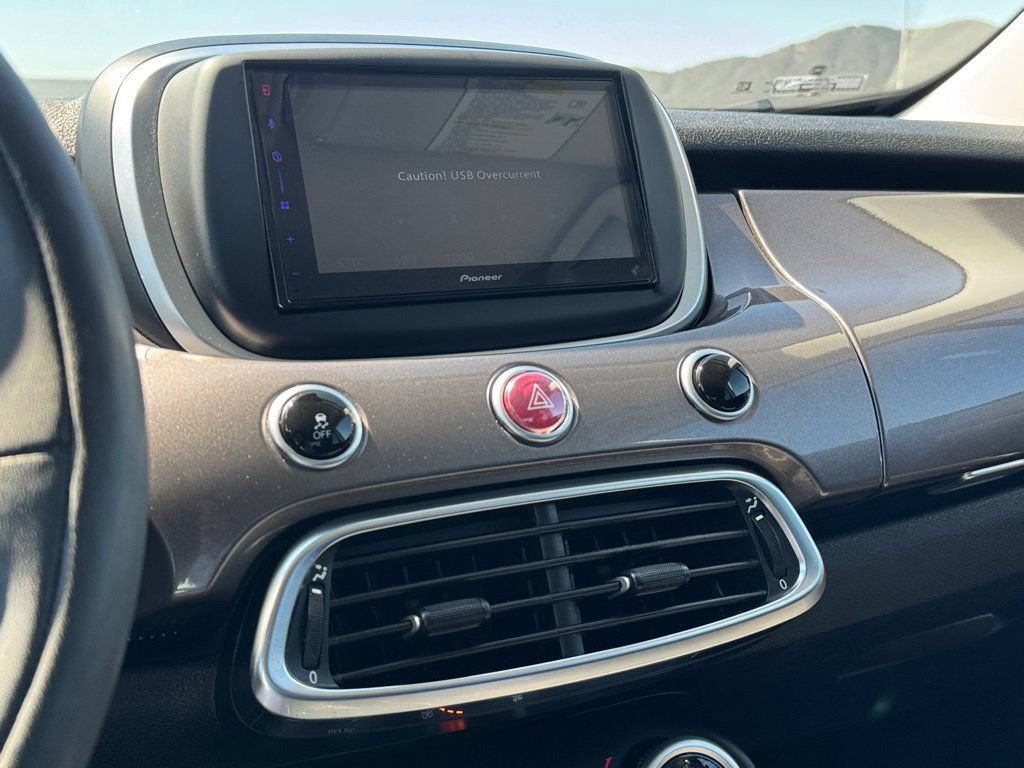 Used 2016 FIAT 500X Lounge FWD image 13