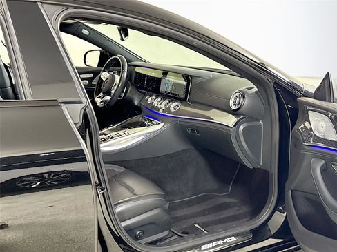 Used 2021 Mercedes-Benz AMG GT 63 image 33