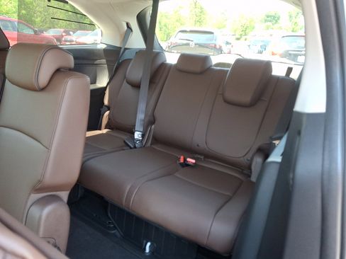 Certified 2025 Honda Odyssey Touring image 11