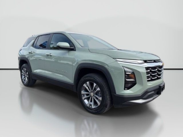 Used 2026 Chevrolet Equinox LT FWD image 8