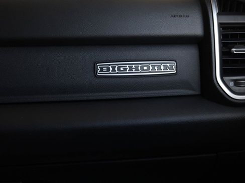 Used 2020 RAM 1500 Big Horn AWD/4WD image 32