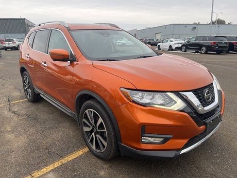 Certified 2019 Nissan Rogue SL w/ Premium Package image 1