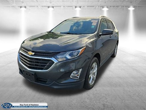 Used 2018 Chevrolet Equinox LT w/ Sun & Infotainment Package AWD/4WD image 3
