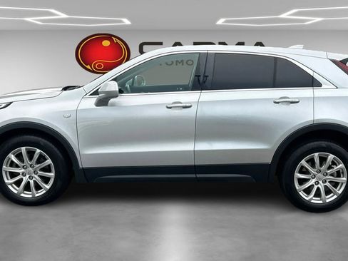 Used 2019 Cadillac XT4 Luxury image 2