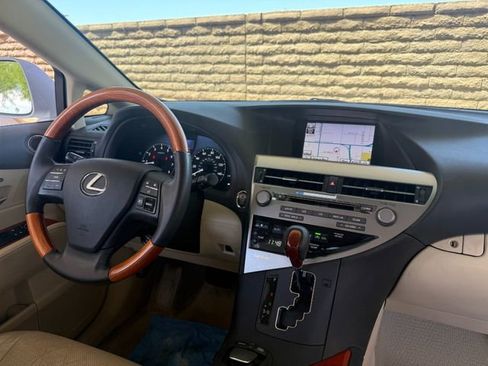 Used 2011 Lexus RX 350 2WD w/ Premium Pkg image 31