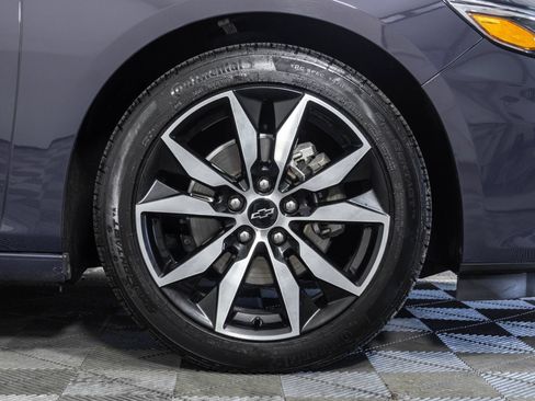 Used 2025 Chevrolet Malibu RS FWD image 42