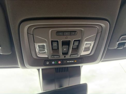 Used 2023 GMC Sierra 1500 Denali AWD/4WD image 21