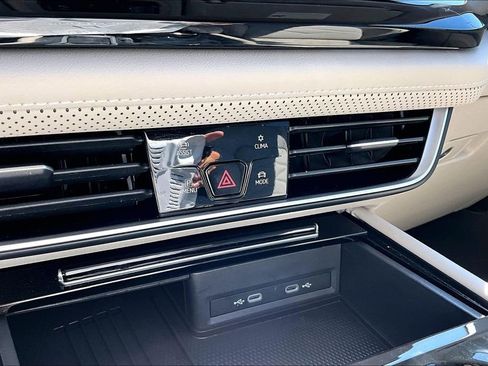 Certified 2026 Volkswagen Atlas SE AWD/4WD image 28