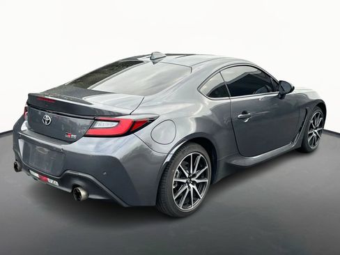 Used 2023 Toyota GR86 w/ ALL Weather Mat Package (TMS) RWD image 3