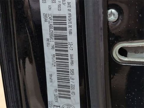 Used 2018 Jeep Cherokee Sport w/ Cold Weather Group image 33