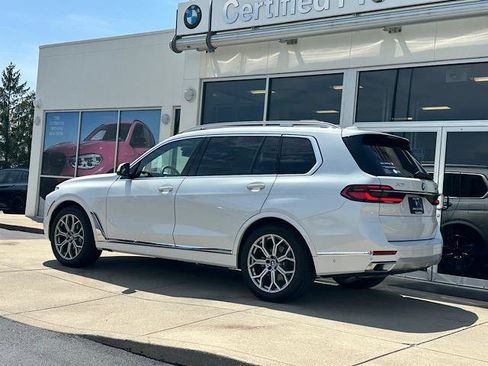 Certified 2026 BMW X7 xDrive40i w/ Premium Package AWD/4WD image 7