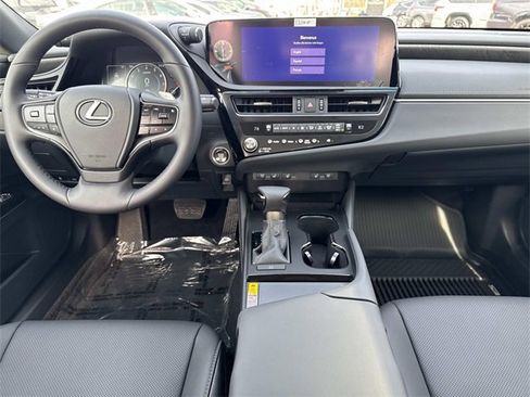 New 2025 Lexus ES 350 350 image 15