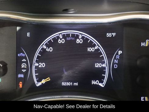 Used 2017 Jeep Grand Cherokee Limited w/ Luxury Group II image 32