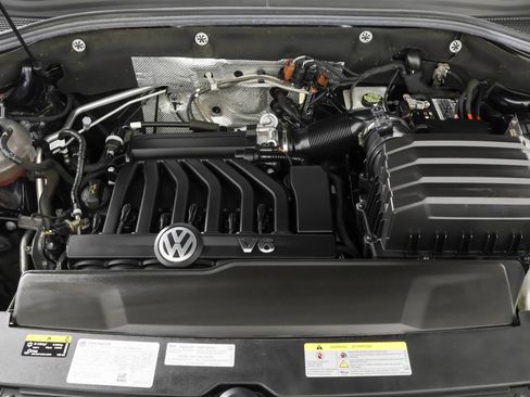 Used 2023 Volkswagen Atlas Cross Sport SE w/ Panoramic Sunroof Package AWD/4WD image 49