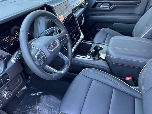 New 2026 GMC Yukon XL Elevation w/ LPO, Floor Liner Package AWD/4WD image 10