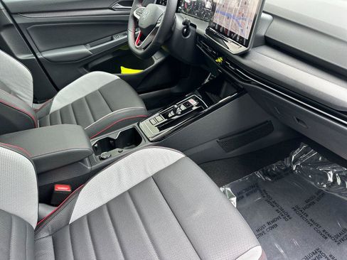 New 2026 Volkswagen GTI SE FWD image 15
