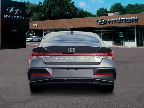 New 2026 Hyundai Elantra Limited image 6