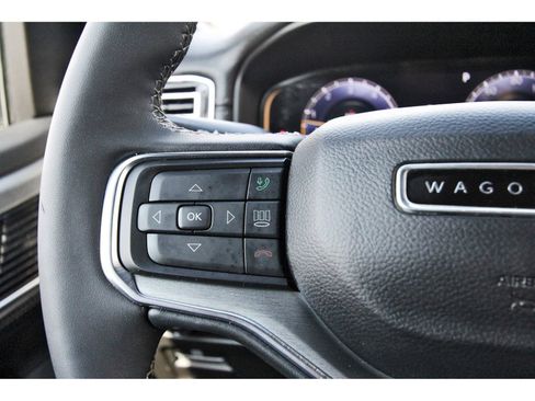 Used 2024 Jeep Wagoneer Series II image 24