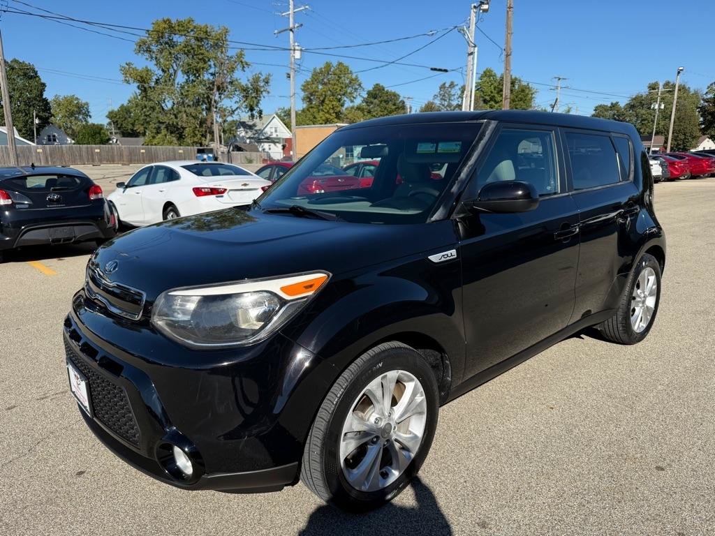 Used 2016 Kia Soul + FWD image 4