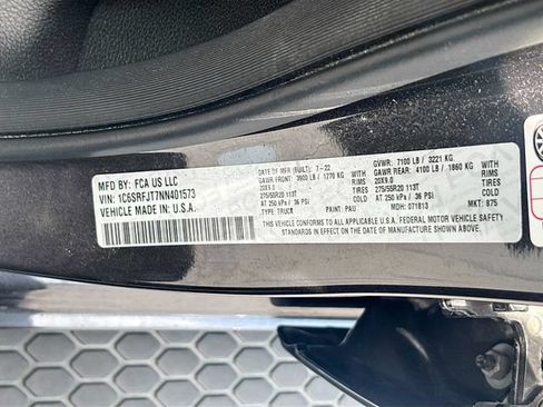 Used 2022 RAM 1500 Laramie AWD/4WD image 6