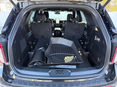 Used 2020 Ford Explorer ST w/ ST Street Pack image 24