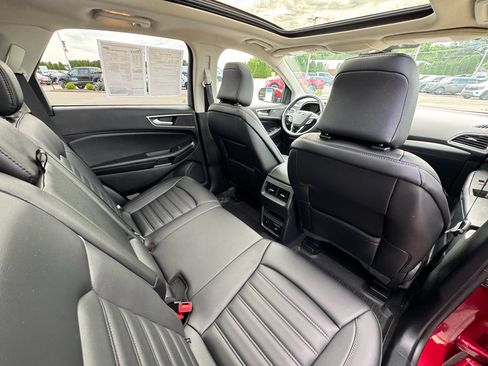 Used 2024 Ford Edge SEL w/ Convenience Package AWD/4WD image 19