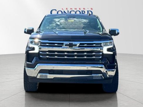 Used 2024 Chevrolet Silverado 1500 LTZ w/ LTZ Convenience Package II AWD/4WD image 9