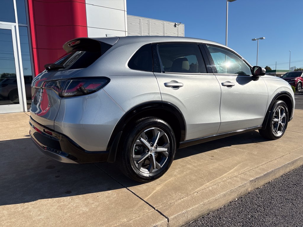 Used 2025 Honda HR-V EX-L image 5