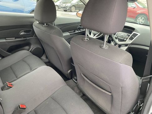 Used 2014 Chevrolet Cruze LT FWD image 20