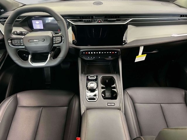 Used 2026 Jeep Cherokee Limited AWD/4WD image 12