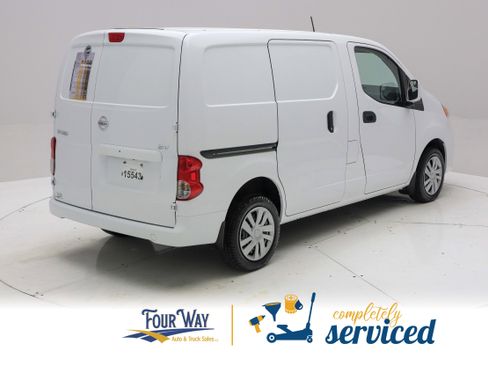 Used 2017 Nissan NV200 SV w/ Technology Package FWD image 4