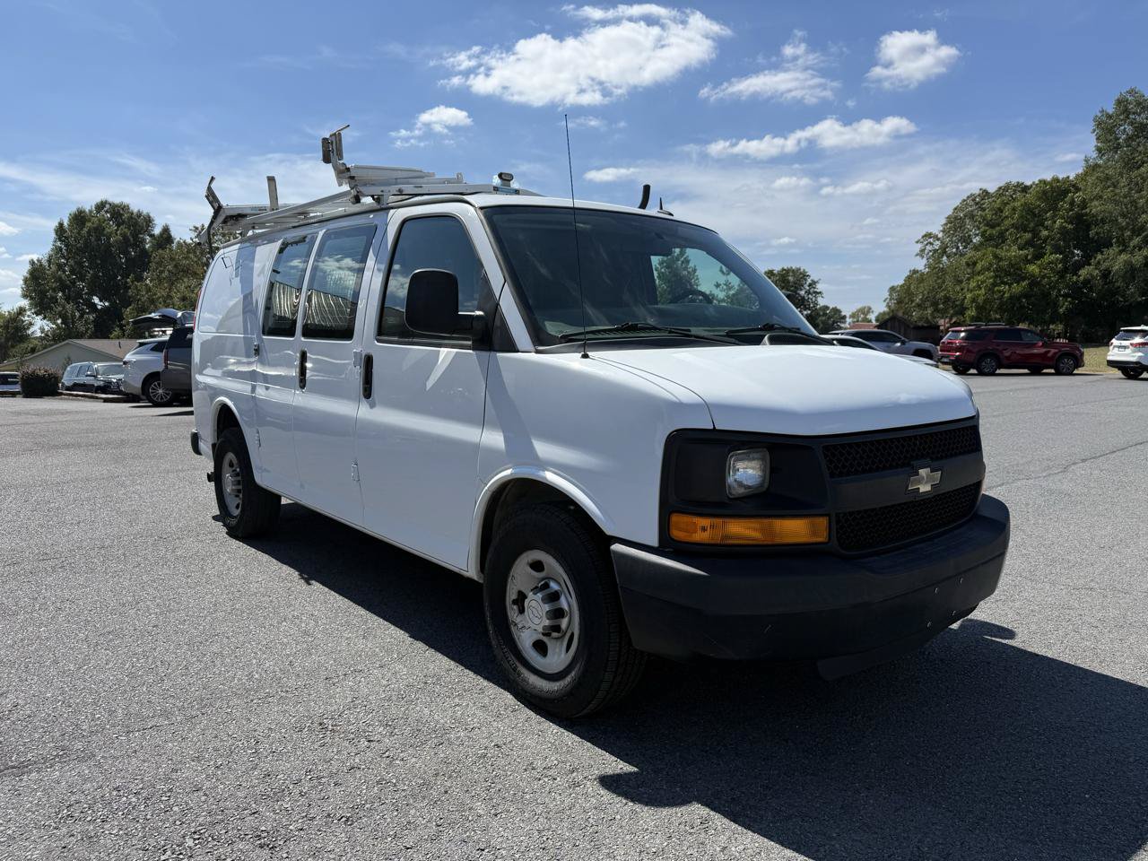 Used 2015 Chevrolet Express 2500 RWD image 8