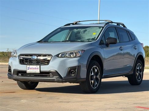 Used 2018 Subaru Crosstrek 2.0i image 3