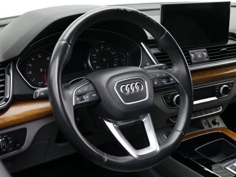 Used 2023 Audi Q5 2.0T Premium w/ Convenience Package AWD/4WD image 10