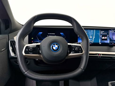 Used 2023 BMW iX xDrive50 w/ Sport Package image 3