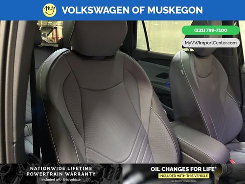 New 2026 Volkswagen Tiguan SE R-Line image 30