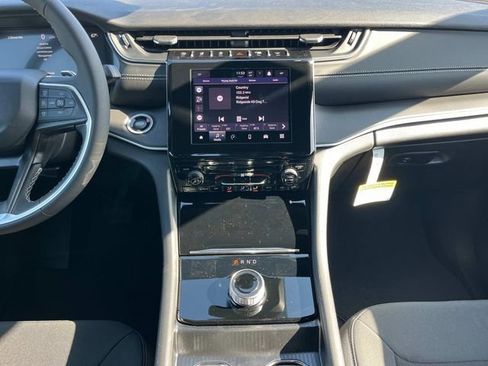 New 2026 Jeep Grand Cherokee Laredo AWD/4WD image 20