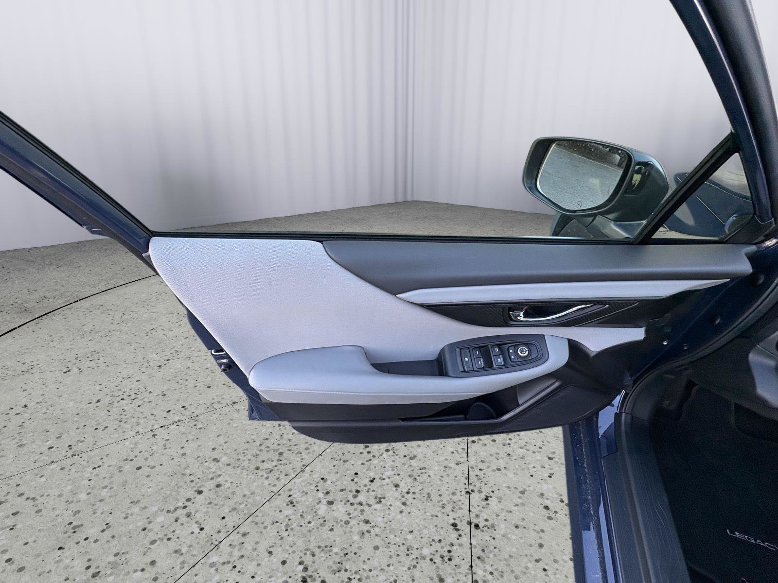 Used 2025 Subaru Legacy Premium AWD/4WD image 21